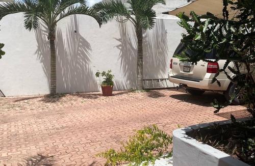 Playa del Carmen Villa | Spacious 7-bedroom villa in Playa del Carmen with private infinity pool.