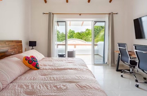 Ejidal House | Spacious home in exclusive Playacar w/shared pool. Walk to beach and downtown!