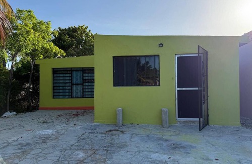 Chelem House | Spacious Vacation Home with A/C and Wi-Fi