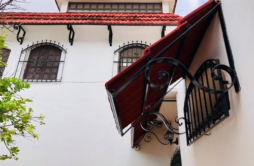 Centro Villa | Spacious Villa with Private Pool 5 Min to Downtown