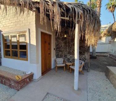 La Paz House | SS 1B Cabaña rustica frente al malecon de La Paz