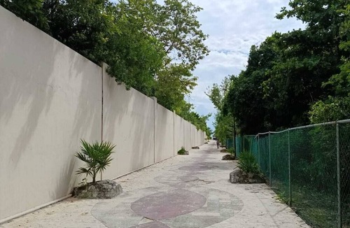 Luis Donaldo Colosio Apartment | Studio Sofia, a few steps from 88 Blue Flag Beach, (pets allowed).