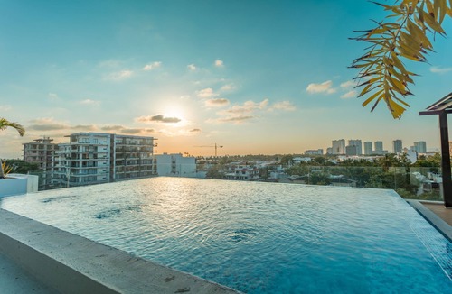Puerto Vallarta Condo | Stylish 1bd condo, ground floor and rooftop! 1BD Condo for rent in Versalles, Pu