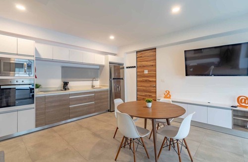 Centro Apartment | Stylish Urban property close the 5th