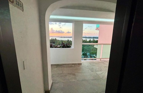 Punta Cancun Apartment | Suite tipo loft con vista increible Zona Hotelera Cancun