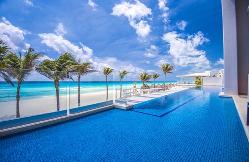 Punta Cancun Resort | Sunscape Cancun All-Inclusive Resort & Spa by Hyatt