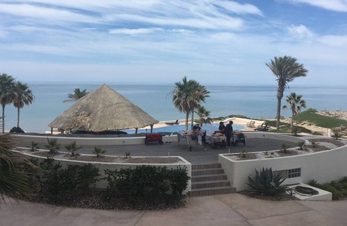 Las Conchas Condo | Tessoro 304 - Elegant - Secluded - Private