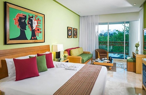 Villa Juarez Resort | THE GRAND MAYAN - MASTER SUIT W/PRIVATE PLUNGE POOL 2BEDROOM/2BATHROOM