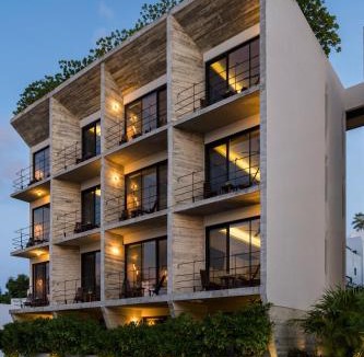 Luis Donaldo Colosio Apartment | The Sands Boutique Condos