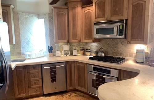 Downtown Condo | Three Story Luxury Penthouse w/Private Rooftop Jacuzzi
