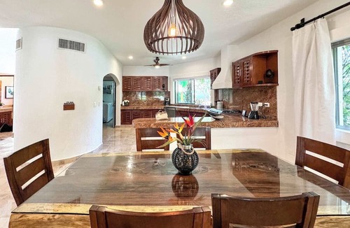 Playacar Apartment | Tropical 3BR retreat w/pool & beach essentials