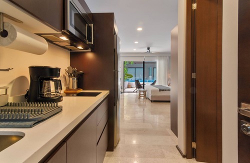 Tulum City Center Apartment | Tulum Condo - Pools, Cenote, Near Beach, Fast WiFi