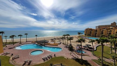 Puerto Penasco Apartment | Two-Story 3-Bedroom Beachfront Penthouse at Princesa Resort - BeachBumCondos