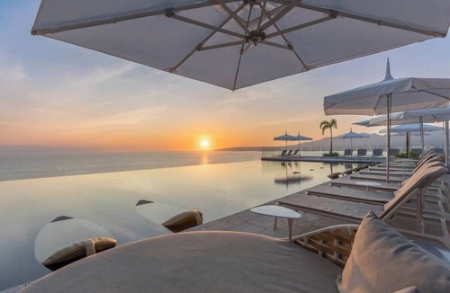 Bucerias Apartment | Udara PH-I | 8th Floor 3BR Beachfront + Rooftop Pool, Spa, Sauna & Padel Court