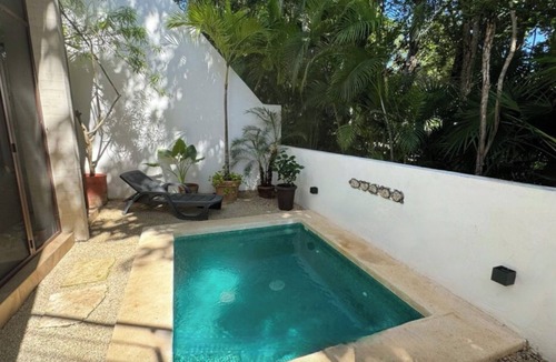 Akumal House | Vacation Mode Casa The townhome with an easy vibe