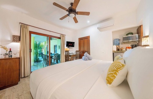 Colonia Salina Chica Apartment | Villa #2 - Isla Retreats | Tropical Gardens + Pool