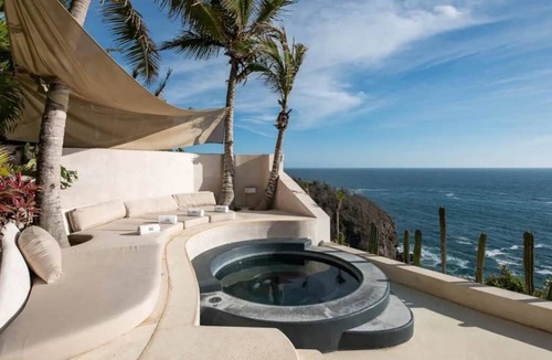 Costa Careyes House | Villa en Acantilado con Alberca Infinita y Chef