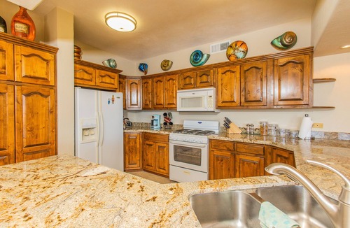 La Choya House | Villa Laguna (Laguna Shores) 3 Bed 2 Bath By FMI Rentals