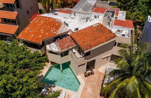 Punta Cancun Villa | Villa Mara great to 18 people