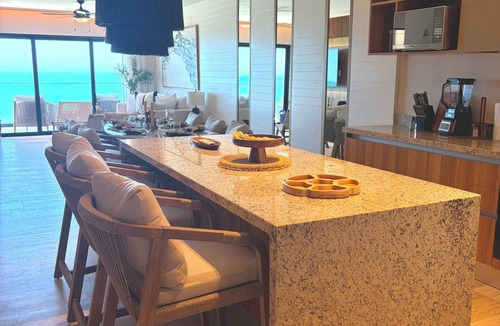 Progreso Municipality Apartment | Waterfront penthouse in Yucalpetén Resort Marina