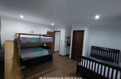 Cerro de San Pedro House | Why Not Terraza, jardín y alberca