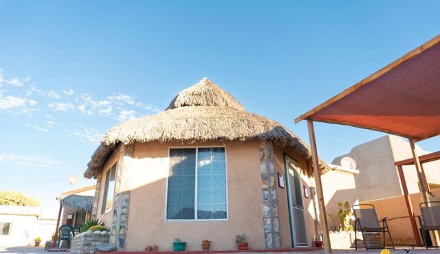 1-Bedroom Beach Studio - Serene getaways.