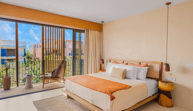 12 Guests 6BR Double PH | Gym | Yoga | Restaurant