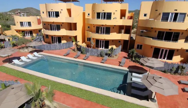 1B Unique 2 Bedroom Cerritos Beach Condo