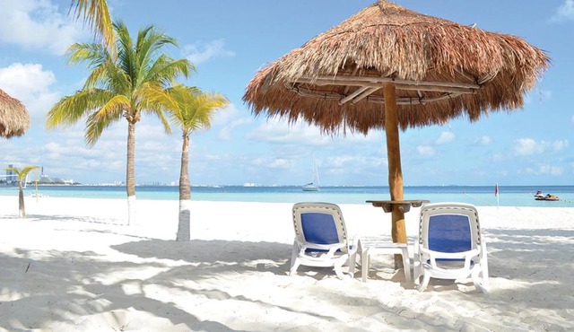 1BDR Amazing Beachfront Condo in Cancun Hotel Zone