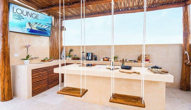 2 Bedroom Villa- Rooftop Pool, BBQ & Fast Wi-Fi