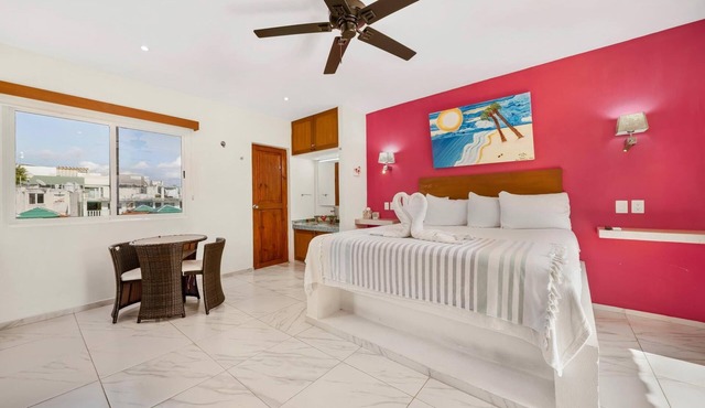 3 private studios downtown with rooftop outdoor soaking tub