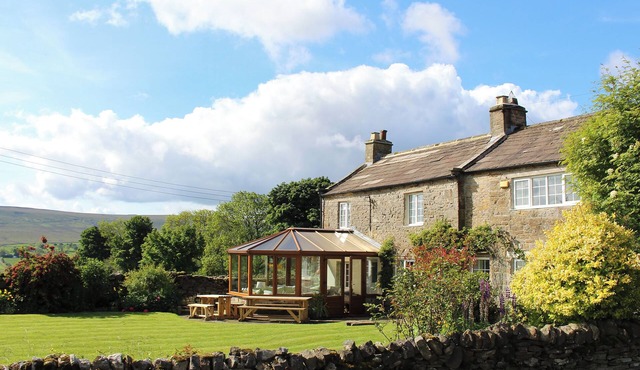 5 bedroom accommodation in Carlton-in-Coverdale, near Leyburn in Leyburn