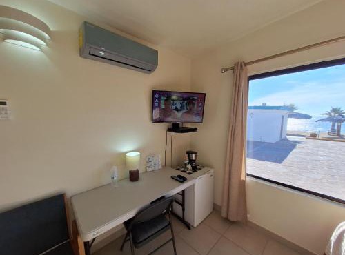 #53 Bungalow Seaside Hotel & Victors RV Park