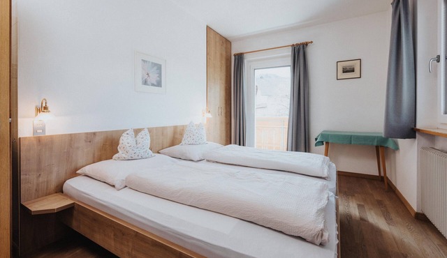 Apartment 'Unterhauserhof A' with Mountain View, Wi-Fi, Balcony & Garden in Mitterolang