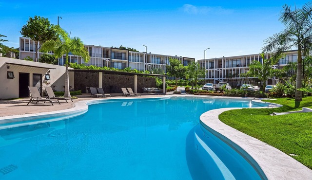 Araquuna F203 | 1BR Nuevo Nayarit, Pool View, WiFi
