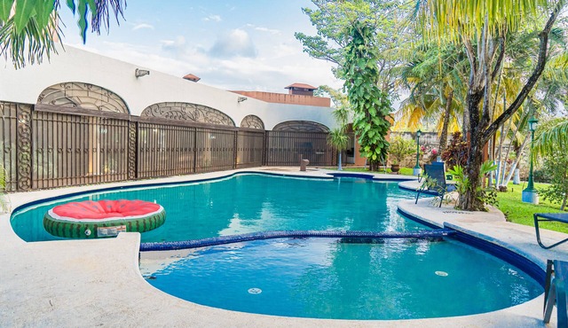 Astonishing Luxury Villa 10 min. from CUN Airport!