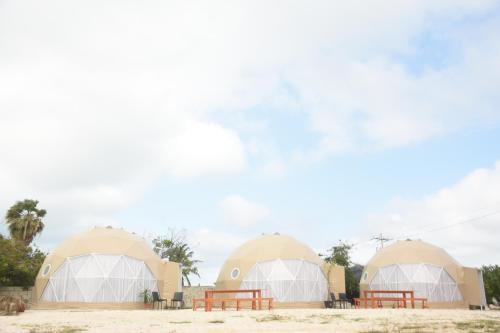 Bahía Secreta Glamping