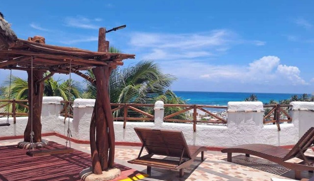 Beach Studio - Isla Mujeres - Rooftop Ocean Views