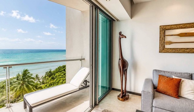 Beachfront 3BR Condo | Ocean Views | Pool & Beach