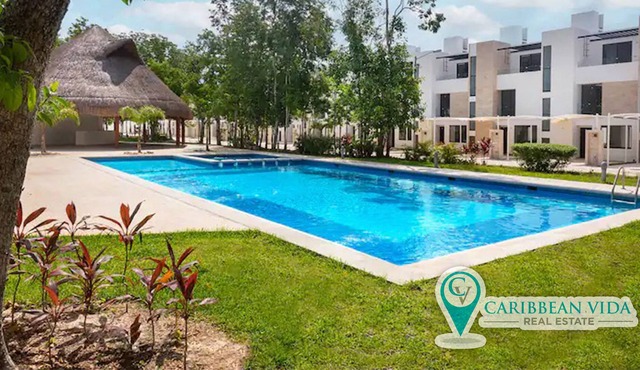 Beautiful 3 Story 3 BD 2.5 BA Guard Gated Townhome!