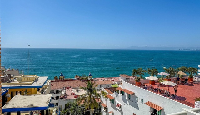 Boana Torre Malibu #601 , Ocean view, romantic zone