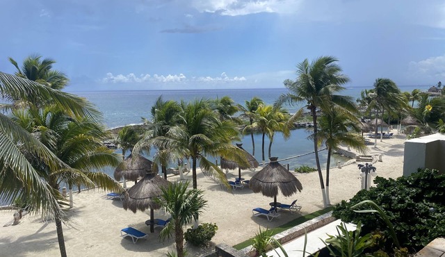 Breathtaking ocean view, open space condo with private beach in Riviera Maya