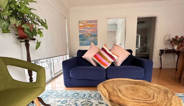Bronte beach 2BD apartment in Sydney's Best Suburb in Bronte