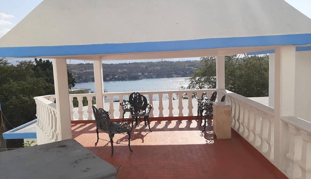 Casa Blanca Teques in Tequesquitengo