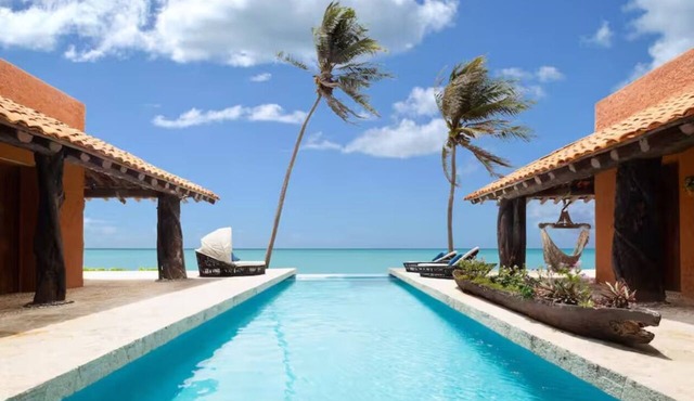 Casa Corazón · Iconic Beachfront - 5–11 BR Villa
