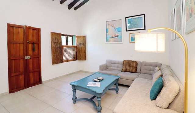 Casa Dahlia