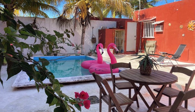 Casa de los Seis Amigos in Chuburná