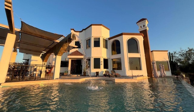 Casa Hipocampo – Ocean Views, Pool & Comfort