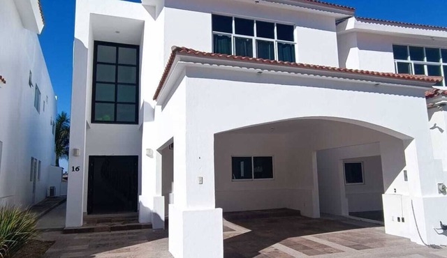 Casa Isla Marina, Exclusivo Alojamiento Ubicado en la Marina de Mazatlán!