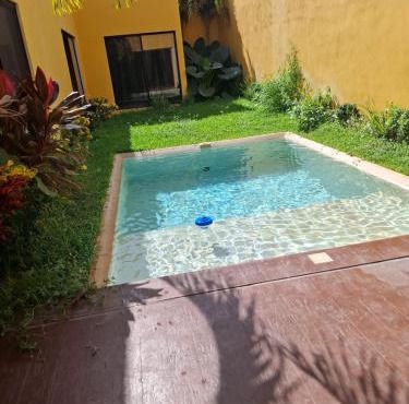 Chalet con 3 habitaciones y alberca privada